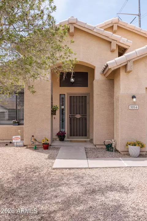 7054 S Taylor Dr, Tempe, AZ 85283