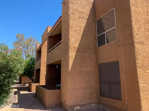 2625 E Indian School Rd #226, Phoenix, AZ 85016