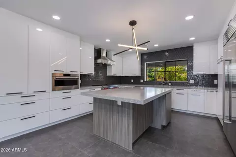 Kitchen - 3312 E Glenrosa Ave, Phoenix, AZ 85018 photo 1 of 2