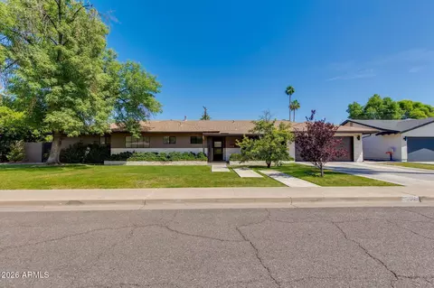Exterior - 3312 E Glenrosa Ave, Phoenix, AZ 85018 photo 5 of 5