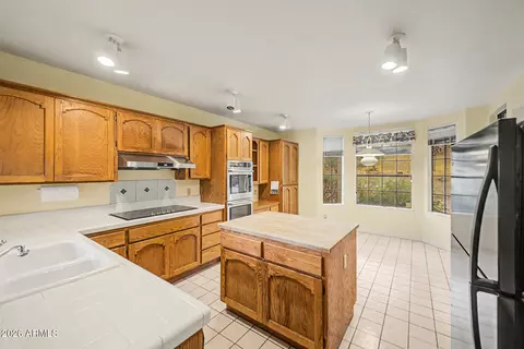 Kitchen - 1265 E Marconi Ave, Phoenix, AZ 85022 photo 2 of 5