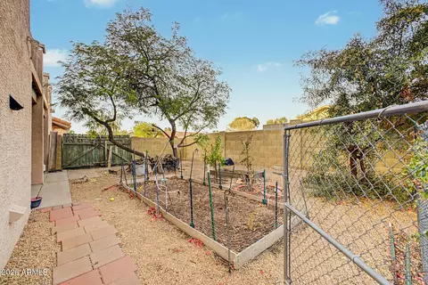 Exterior - 1265 E Marconi Ave, Phoenix, AZ 85022 photo 6 of 6