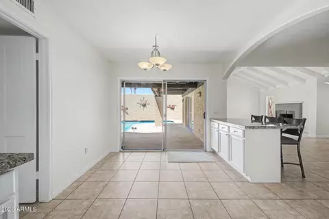 Dining - 2119 E Alameda Dr, Tempe, AZ 85282 photo 3 of 3