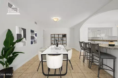 Dining - 2119 E Alameda Dr, Tempe, AZ 85282 photo 2 of 3