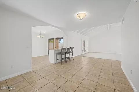 Living - 2119 E Alameda Dr, Tempe, AZ 85282 photo 3 of 4