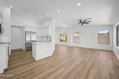 Living - 2554 E Morgan Ct, Gilbert, AZ 85295 photo 9 of 9