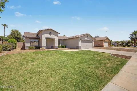 2554 E Morgan Ct, Gilbert, AZ 85295