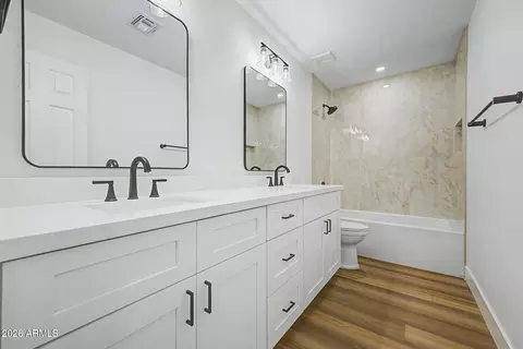 Bath - 2554 E Morgan Ct, Gilbert, AZ 85295 photo 2 of 2