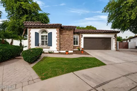 2480 E Honeysuckle Pl, Chandler, AZ 85286