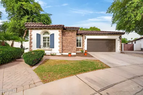 2480 E Honeysuckle Pl, Chandler, AZ 85286