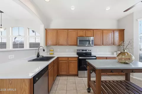 3665 E Sundance Ave, Gilbert, AZ 85297 photo 6