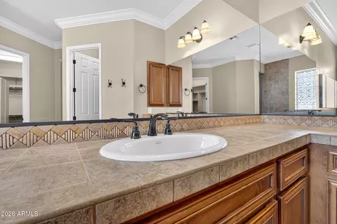 Bath - 4101 E Woodside Way, Gilbert, AZ 85297 photo 6 of 11