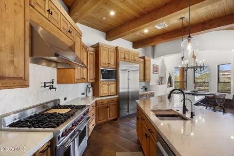 Kitchen - 14616 S 1st St, Phoenix, AZ 85048 photo 9 of 11