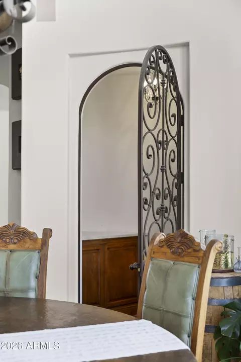 Dining - 14616 S 1st St, Phoenix, AZ 85048 photo 5 of 10