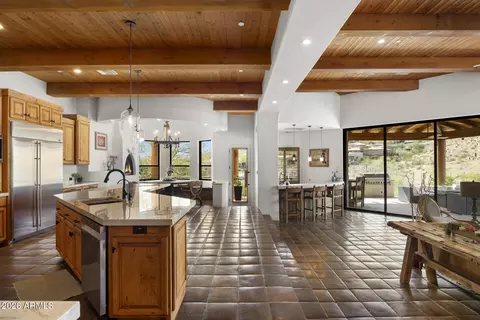 Kitchen - 14616 S 1st St, Phoenix, AZ 85048 photo 1 of 11