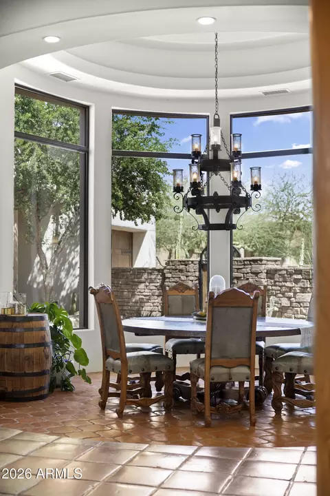 Dining - 14616 S 1st St, Phoenix, AZ 85048 photo 4 of 10