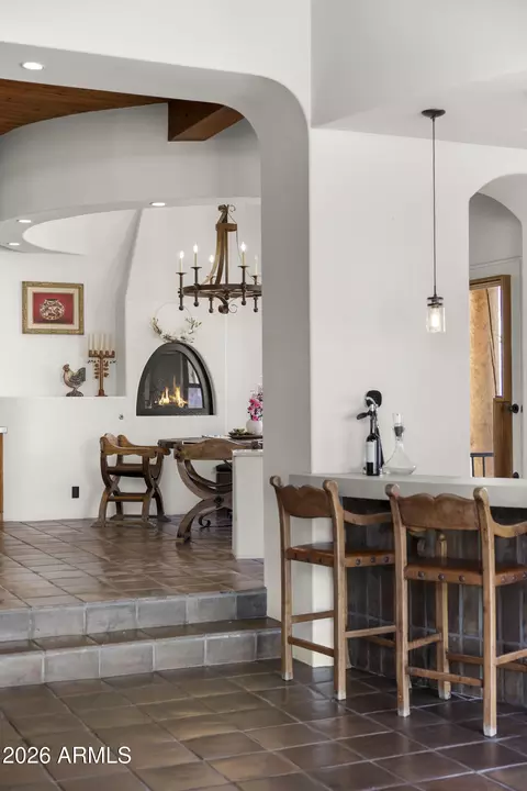 Dining - 14616 S 1st St, Phoenix, AZ 85048 photo 6 of 10