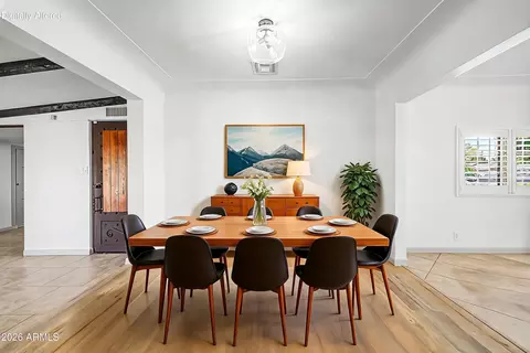Dining - 3043 E Cypress St, Phoenix, AZ 85008 photo 1 of 1