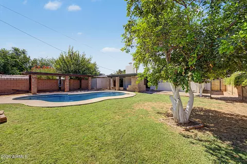 Exterior - 3043 E Cypress St, Phoenix, AZ 85008 photo 4 of 8