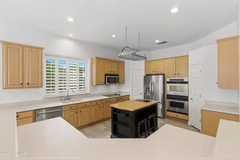 Kitchen - 2695 E Country Shadows Ct, Gilbert, AZ 85298 photo 3 of 5