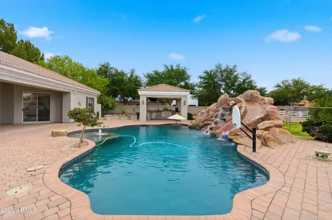 Exterior - 2695 E Country Shadows Ct, Gilbert, AZ 85298 photo 11 of 19