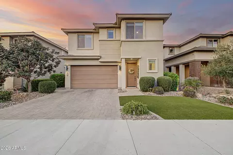 2906 E Sands Dr, Phoenix, AZ 85050