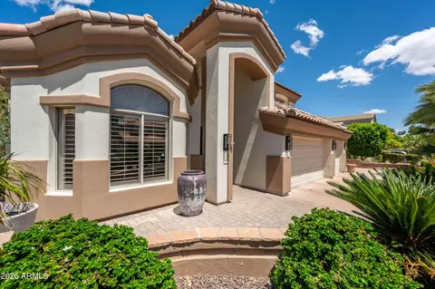 Exterior - 1442 E Catamaran Dr, Gilbert, AZ 85234 photo 5 of 28