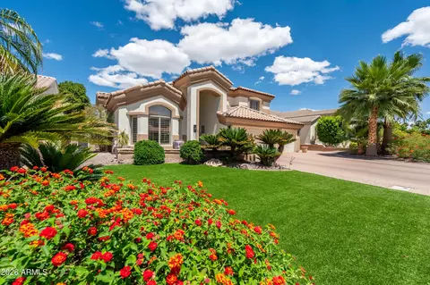 Exterior - 1442 E Catamaran Dr, Gilbert, AZ 85234 photo 2 of 28