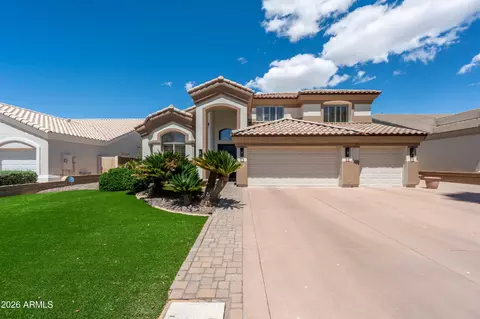 1442 E Catamaran Dr, Gilbert, AZ 85234