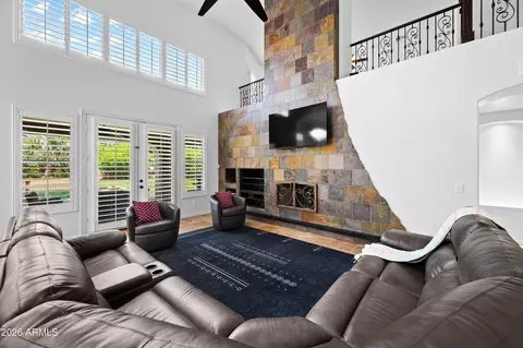 Living - 1442 E Catamaran Dr, Gilbert, AZ 85234 photo 3 of 6
