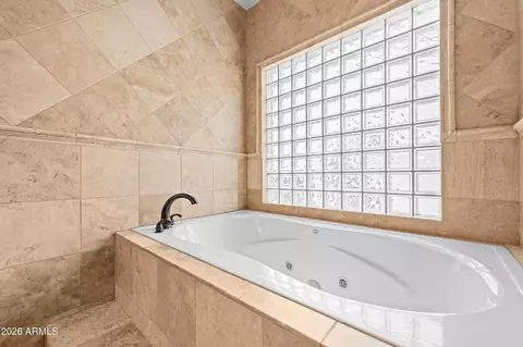 Bath - 1442 E Catamaran Dr, Gilbert, AZ 85234 photo 6 of 12
