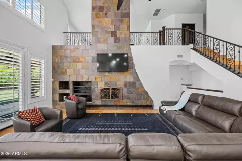 Living - 1442 E Catamaran Dr, Gilbert, AZ 85234 photo 2 of 6
