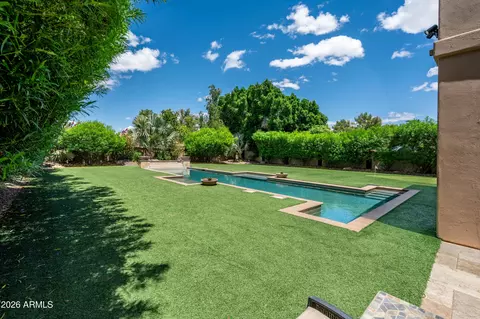 Exterior - 1442 E Catamaran Dr, Gilbert, AZ 85234 photo 8 of 28