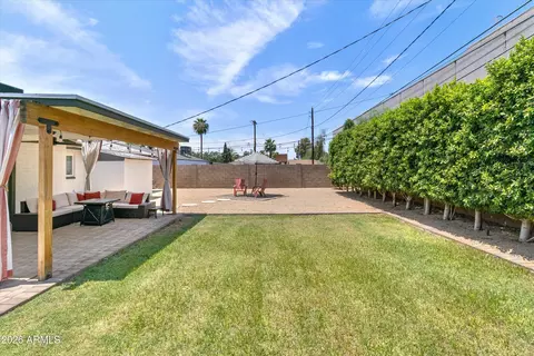 Exterior - 3416 E Amelia Ave, Phoenix, AZ 85018 photo 1 of 3