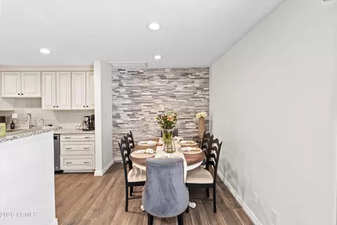 Dining - 3416 E Amelia Ave, Phoenix, AZ 85018 photo 1 of 1