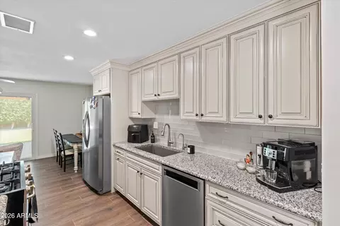 Kitchen - 3416 E Amelia Ave, Phoenix, AZ 85018 photo 2 of 3