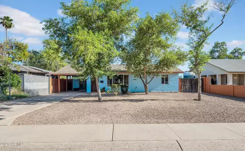 413 W Caron St W, Phoenix, AZ 85021