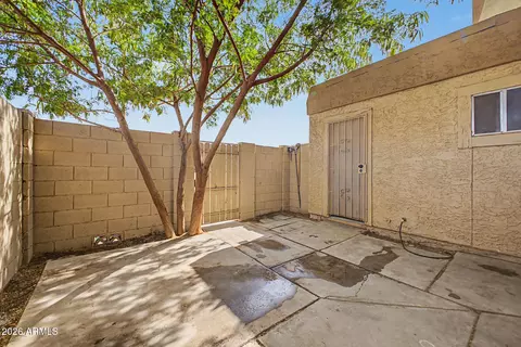 Exterior - 4016 S 44th Pl, Phoenix, AZ 85040 photo 1 of 5