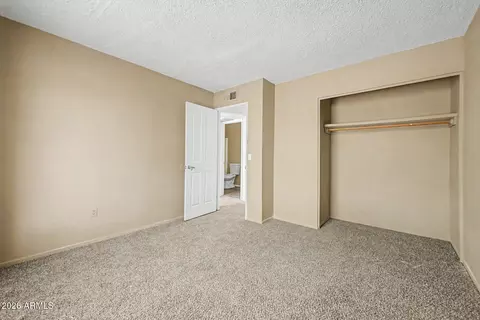Bedroom - 4016 S 44th Pl, Phoenix, AZ 85040 photo 2 of 5
