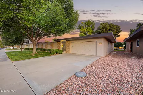 10345 W Garnette Dr, Sun City, AZ 85373