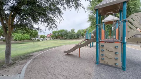 View/Area - 856 S Colonial Dr, Gilbert, AZ 85296 photo 1 of 1