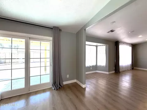 Living - 329 W Brisa Dr, Gilbert, AZ 85233 photo 9 of 9