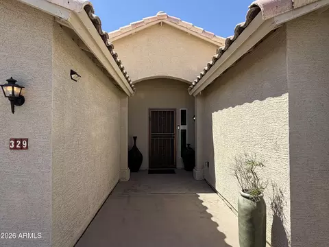 Exterior - 329 W Brisa Dr, Gilbert, AZ 85233 photo 2 of 8