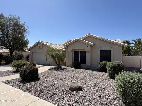 Exterior - 329 W Brisa Dr, Gilbert, AZ 85233 photo 8 of 8