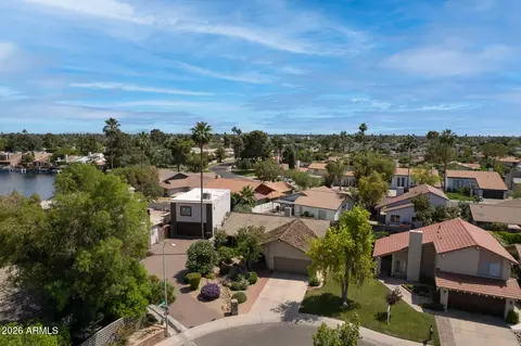 View/Area - 975 E Lobster Trap Ln, Tempe, AZ 85283 photo 1 of 9