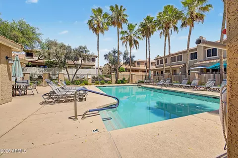 Exterior - 1024 E Frye Rd #1065, Phoenix, AZ 85048 photo 5 of 15