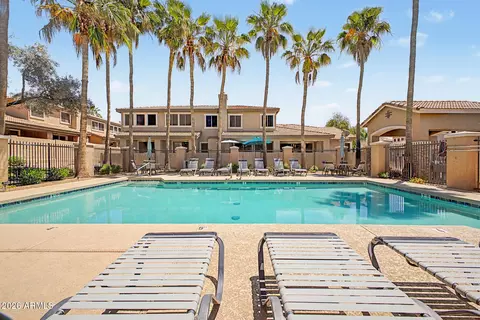 Exterior - 1024 E Frye Rd #1065, Phoenix, AZ 85048 photo 8 of 15