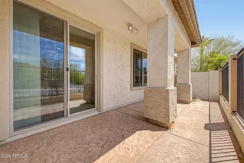 Exterior - 1024 E Frye Rd #1065, Phoenix, AZ 85048 photo 2 of 15