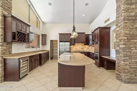 Kitchen - 1435 E Rancho Dr, Phoenix, AZ 85014 photo 1 of 6