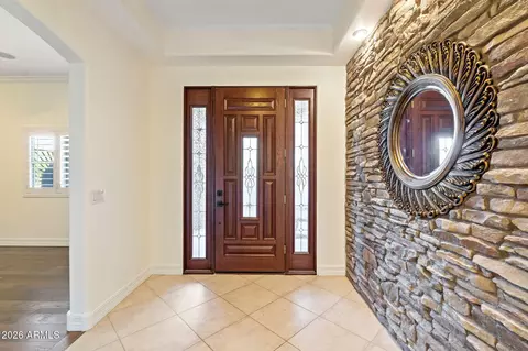 Entry Way - 1435 E Rancho Dr, Phoenix, AZ 85014 photo 3 of 5